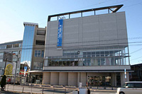 加須図書館の外観